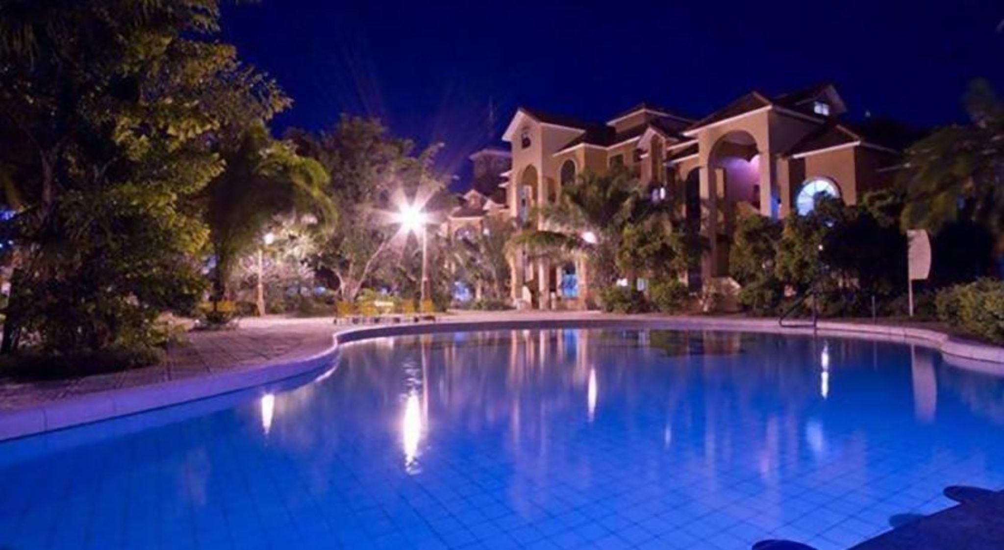 Buganvillas Hotel Suites Santa Cruz de La Sierra Exterior photo